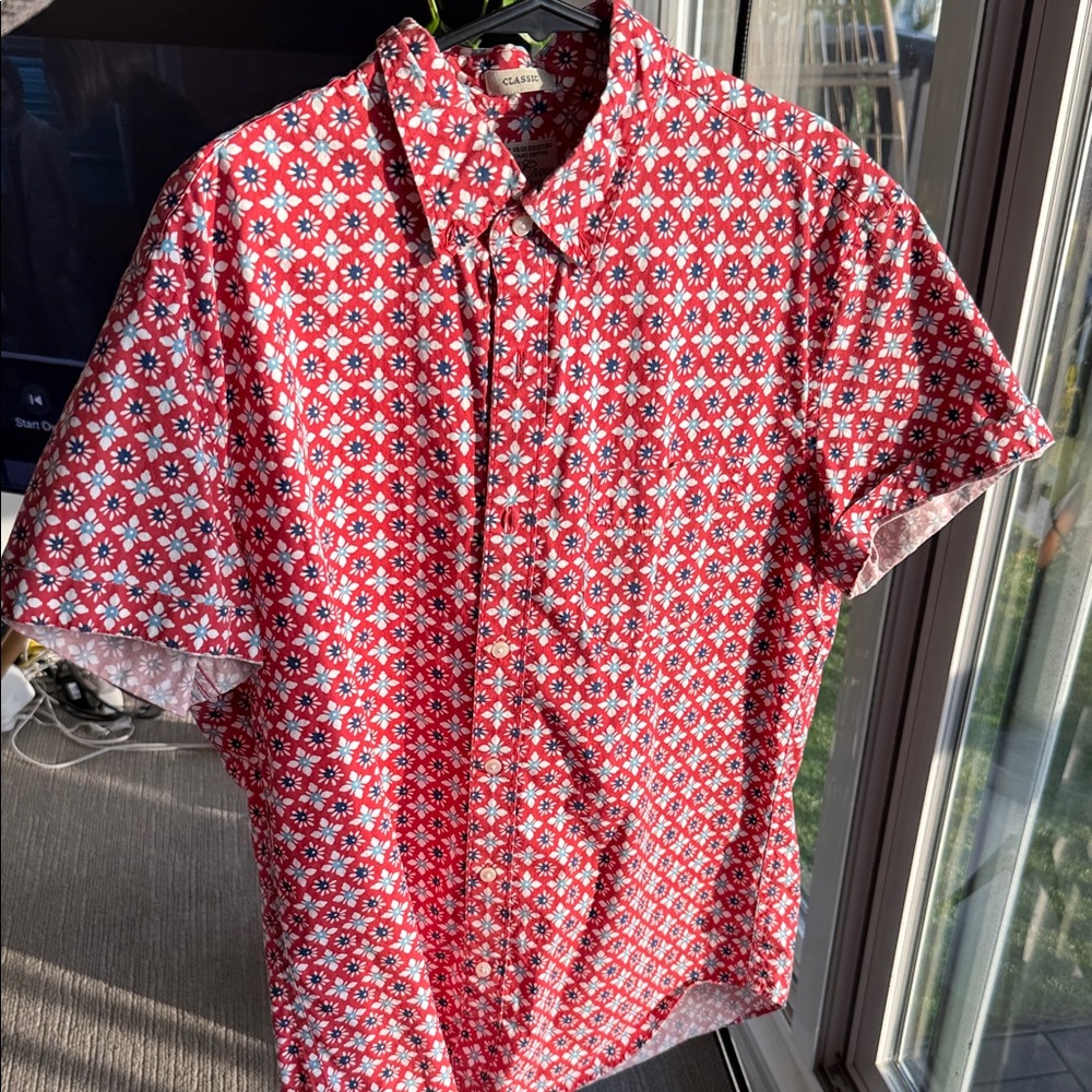 J. Crew Red and White Geometric Men's Shirt